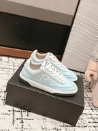 CHANEL SNEAKER IN BLUE PASTEL HAND-POLISHED CALFSKIN 977829