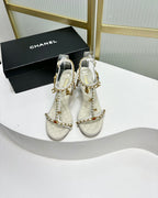 CHANEL HIGH HEELS PEARL CHAIN IN WHITE COWHIDE
