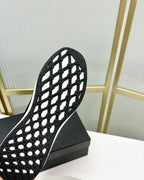 CHANEL SNEAKER IN BLACK SUEDE AND BREATHABLE MESH