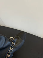 CHANEL BOOTS IN BLACK CALFSKIN WITH CHAIN