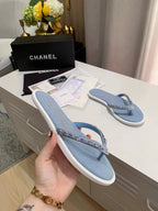 CHANEL THONG SLIPPERS IN LIGHT BLUE DENIM