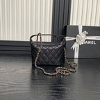 CHANEL HOBO BAG 21 IN BLACK GRAINED CALFSKIN GOLD HARDWARE