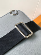 LOUIS VUITTON AVENUE SLINGBAG 31 IN GREY TAIGA LEATHER