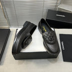 CHANEL Women Loafers In Leather Black