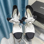 CHANEL HIGH HEELS IN WHITE MIX BLACK SHEEPSKIN WITH FLOWER