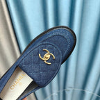 CHANEL MOASINS NAVY BLUE QUILTED LAMBSKIN