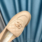CHANEL MOASINS BEIGE QUILTED LAMBSKIN