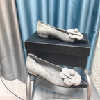 CHANEL BALLET FLAT IN SPANISH GRAY SUEDE AND BLACK CALFSKIN WITH FLOWER