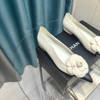 CHANEL BALLET FLAT IN WHITE SUEDE AND BLACK CALFSKIN WITH FLOWER