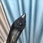 CHANEL MEDIUM HEELS IN BLACK SUEDE AND CALFSKIN WITH FLOWER