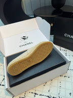 CHANEL ESPADRILLES LOAFERS IN BEIGE TWEED AND GOLDEN LAMBSKIN