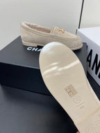 CHANEL LOAFER IN BEIGE SUEDE AND SOLF FLEECE LINING