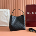 GUCCI 26S HAND BAG 25 IN BLACK CALFSKIN WITH MONOGRAM PATTERN