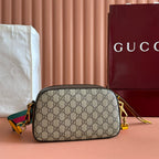 GUCCI NEO VINTAGE  SUPREME TIGER HEAD CROSSBODY BAG 24 IN CANVAS