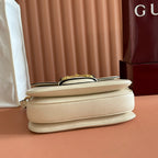 GUCCI 25S HORSEBIT 1955 MINI BAG 26 CM IN LIGHT BEIGE CALFSKIN WITH GOLD HARDWARE