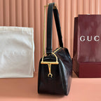 GUCCI 26S SHOULDER BAG 38 IN BLACK SHINY CALFSKIN