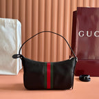 GUCCI 26S LUNETTA SHOULDER BAG 22 IN BLACK CALFSKIN