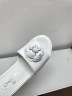 CHANEL WEDGE PLATFORM WHITE LAMBSKIN WITH FLOWER