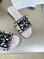 DIOR DWAY SLIDE EMBROIDERED COTTON AND LIGHT PINK MISS  ALLOVER MOTIF