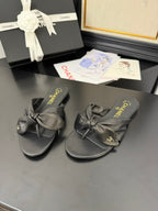 CHANEL 25C Thong Sandal Bow Black Lambskin 233562