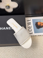 CHANEL FLAT SLIDE IN WHITE MESH AND SUEDE