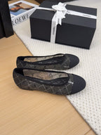 CHANEL BALLET FLAT IN BLACK FABRIC AND MESH