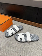 HERMES CHYPRE SANDAL WHITE CALFSKIN UNIQUE