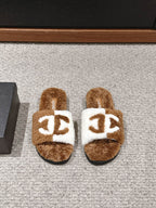 CHANEL SLIPPERS IN CIDER BROWN MIX WHITE FLEECE