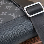 LOUIS VUITTON DUO CROSSBAG 42 IN BLACK MONOGRAM ECLIPSE CANVAS
