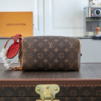 LOUIS VUITTON LOCKER DOPP KIT 23 IN BROWN MONOGRAM DUST CANVAS