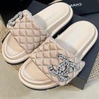 CHANEL New Style Diamond Buckle Double C Thick Bottom Slippers Beige Cream Sheepskin