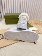 GUCCI SNEAKER IN RICE WHITE CALFSKIN AND LAMB WOOL LINING