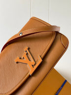 LOUIS VUITTON BUCI BAG 24 IN GOLD MIEL BROWN EPI GRAIN COWHIDE