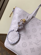 LOUIS VUITTON LV 25S BLOSSOM BAG 20 IN MISTY PURPLE CALFSKIN GOLD HARDWARE