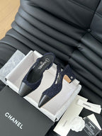 CHANEL HIGH SLINGBACK IN NAVY BLUE TWEED AND BLACK LAMBSKIN