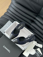 CHANEL HIGH SLINGBACK IN NAVY BLUE TWEED AND BLACK LAMBSKIN