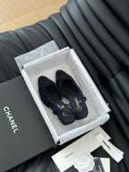 CHANEL HIGH SLINGBACK IN NAVY BLUE TWEED AND BLACK LAMBSKIN