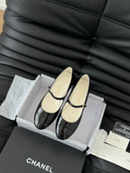 CHANEL MARY JANE SHOES IN BLACK LAMBSKIN WITH GOLD HARDWARE