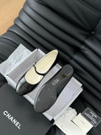 CHANEL MARY JANE SHOES IN BLACK LAMBSKIN WITH GOLD HARDWARE