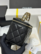 CHANEL 18 CLUTCH BAG IN BLACK CALFSKIN GOLD HARDWARE