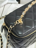 CHANEL VANITY CASE 18 IN BLACK CALFSKIN GOLD HARDWARE