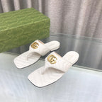 GUCCI marmont logo - embellished mattelasse leather sandal in white