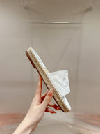 CHANEL FLAT SLIPPERS IN WHITE LAMBSKIN MIX BEIGE WOVEN