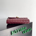 BOTTEGA VENETA ANDIAMO BAG 19 IN BAROLO CALFSKIN