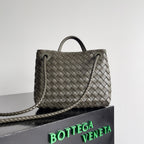 BOTTEGA VENETA SMALL ANDIAMO 25 IN KAKI LAMBSKIN