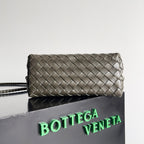 BOTTEGA VENETA SMALL ANDIAMO 25 IN KAKI LAMBSKIN