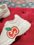 GUCCI RHYTON TRAINER WHITE CALFSKIN WITH APPLE MOTIF