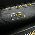PRADA 25S GALLERIA LARGE BAG 32 IN BLACK CALFSKIN GOLD HARDWARE
