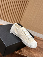 CHANEL CONVERSE SNEAKER IN BEIGE CREAM CANVAS