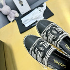 CHANEL ESPADRILLES PLATFORM 25S IN SKY BLACK AND WHITE TWEED MIX CALFSKIN